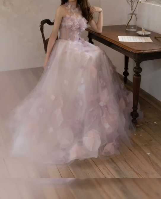 Dreamy Halter Neck Tulle Prom Dress Pink Appliques A-Line Evening Dress GG7325