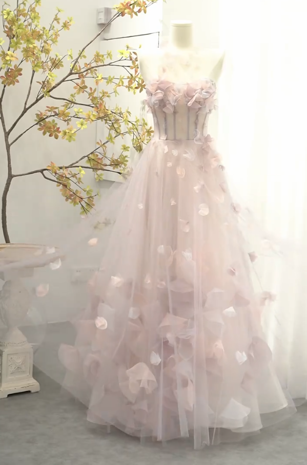 Dreamy Halter Neck Tulle Prom Dress Pink Appliques A-Line Evening Dress GG7325