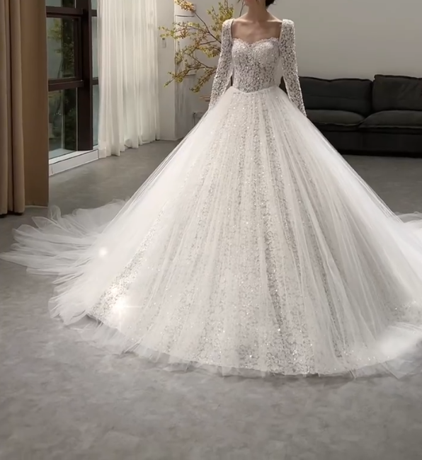 Trendy Square Neck Long Sleeve Wedding Dress Lace Sequins A-Line Bridal Dress GG7326