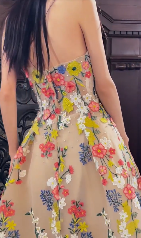 Sweet Strapless Floral Prom Dress Appliques Sequins A-Line Evening Dress GG7327