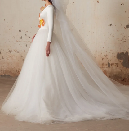 Classical V Neck Long Sleeve Wedding Dress Floral Sequins Tulle A-Line Bridal Dress GG7328