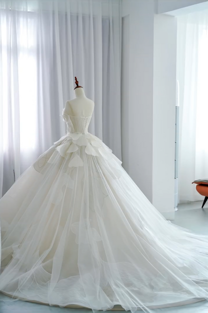 Glam Strapless Beads Wedding Dress Petals Tulle A-Line Bridal Dress GG7333