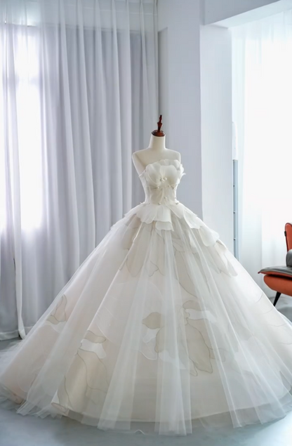 Glam Strapless Beads Wedding Dress Petals Tulle A-Line Bridal Dress GG7333