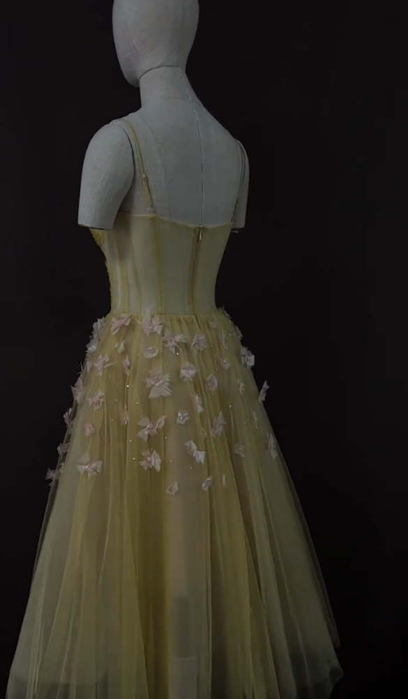 Unique Spaghetti Straps Homecoming Dress Yellow Appliques Sequins A-Line Birthday Dress GG7337