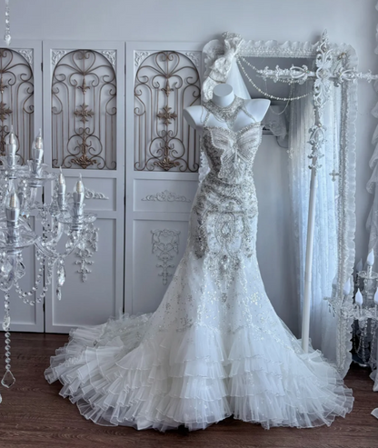 Luxurious Halter Neck Tiered Wedding Dress Beaded Mermaid Bridal Dress GG7342