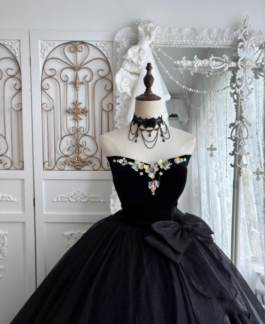 Charming Strapless Black Prom Dress Green Sequins Bow A-Line Evening Dress GG7350