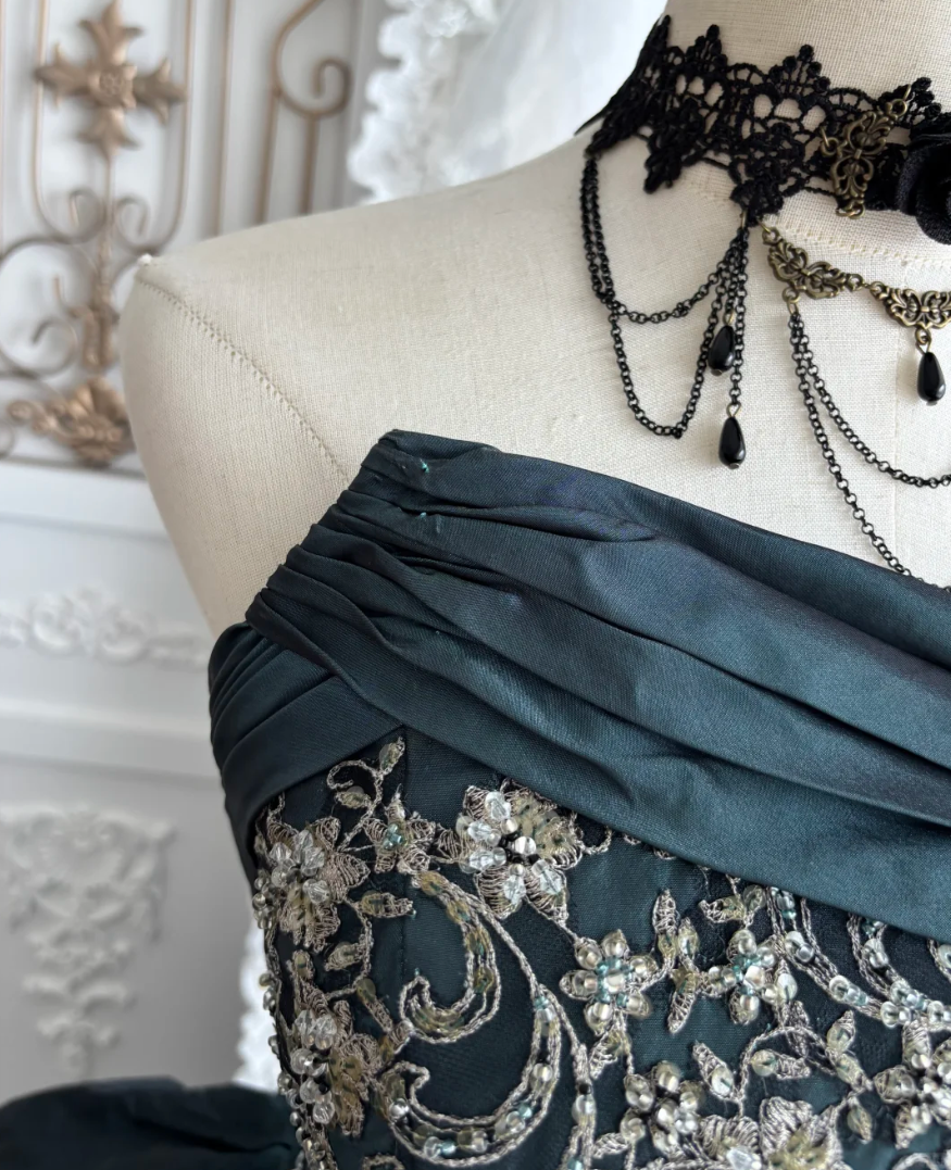Retro Strapless Dark Green Prom Dress Beading Appliques A-Line Evening Dress GG7370