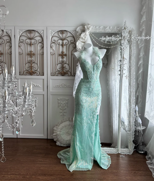 Alluring Halter Neck Green Prom Dress Sequins Slit Mermaid Evening Dress GG7376