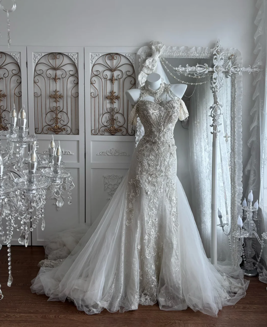Chic Off-Shoulder White Prom Dress Beading Sequins Mermaid Evening Dress GG7382
