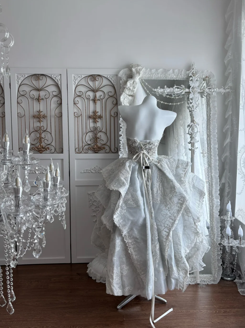 Attractive Strapless White Homecoming Dress Sequins Beaded A-Line Birthday Dress GG7387