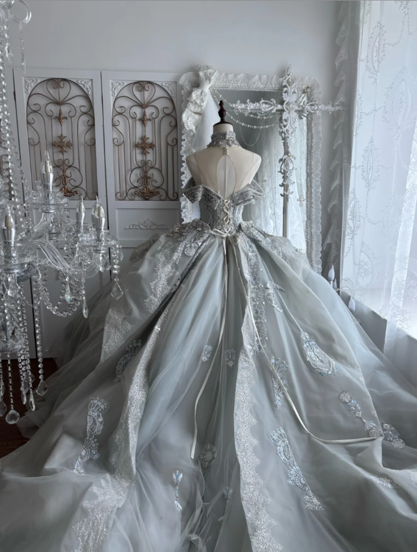 Exquisite Off-Shoulder Wedding Dress Beading Rhinestones A-Line Bridal Dress GG7389