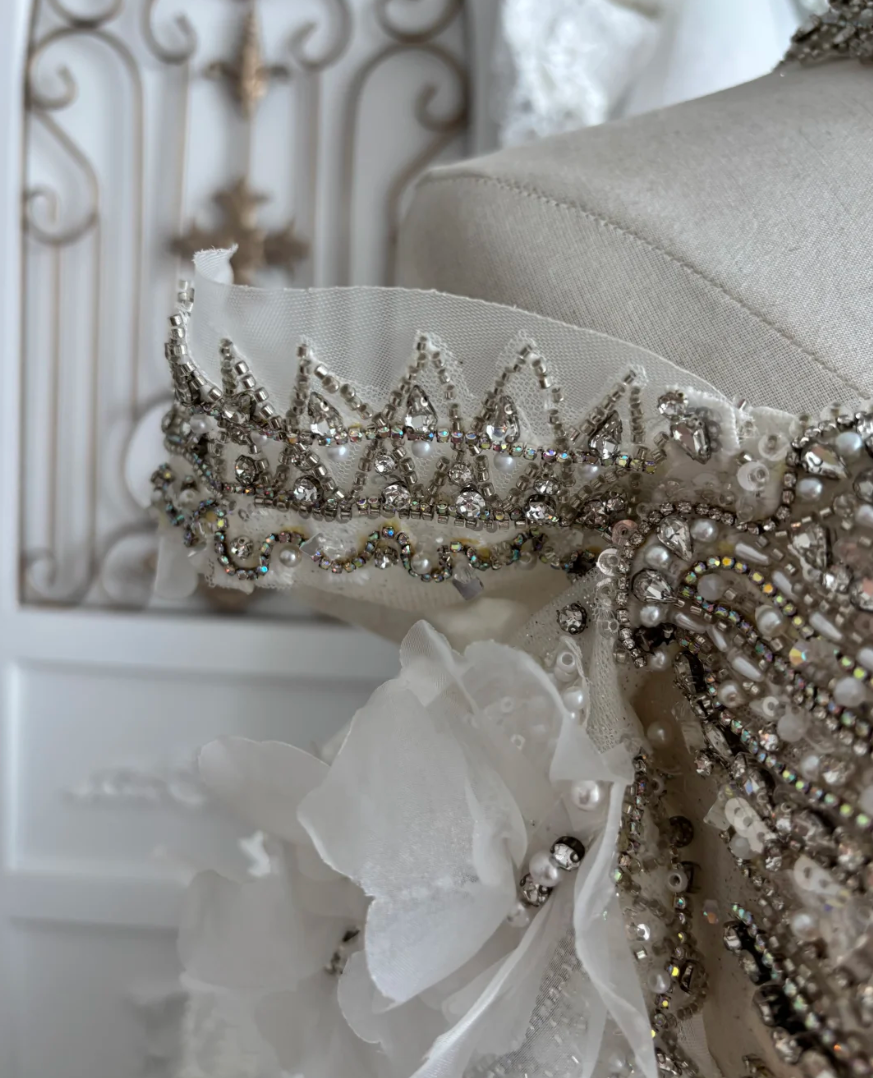 Trendy Off-Shoulder White Homecoming Dress Sequins Beaded A-Line Birthday Dress GG7392