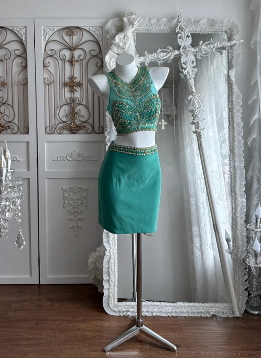 Retro Jewel Neck Beaded Homecoming Dress Green 2-Piece Sheath Birthday Dress GG7399