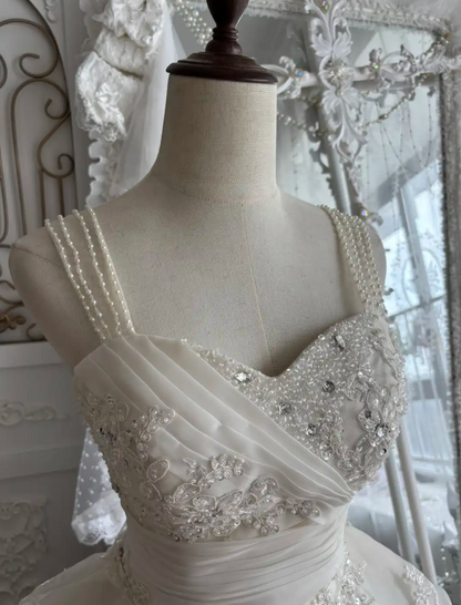 Fascinating Spaghetti Straps Wedding Dress Sequins Appliques Tiered A-Line Bridal Dress GG7413