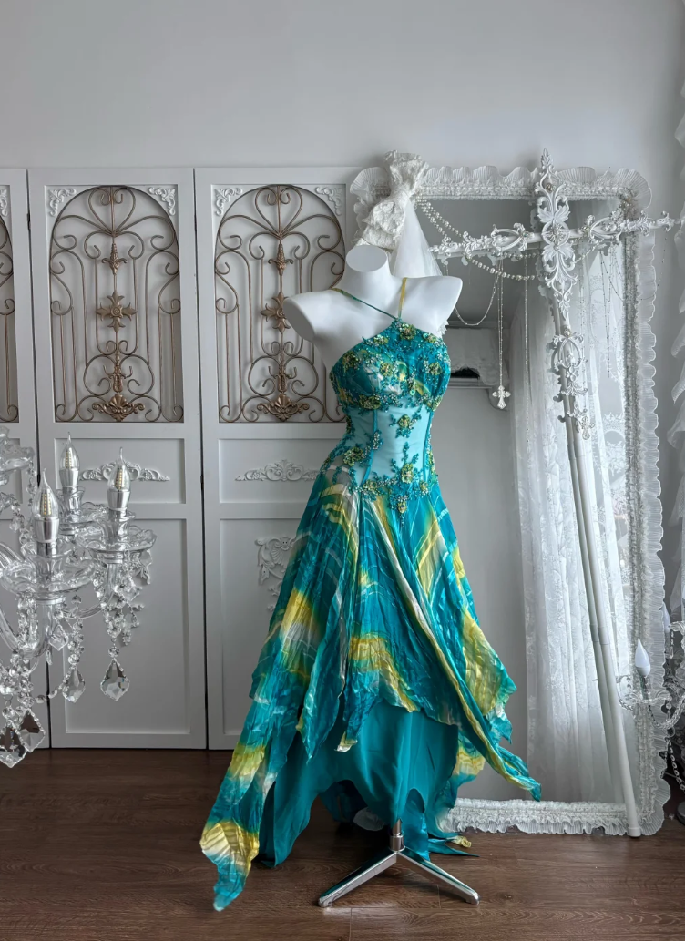Retro Halter Neck Green Prom Dress Sequins A-Line Evening Dress GG7428