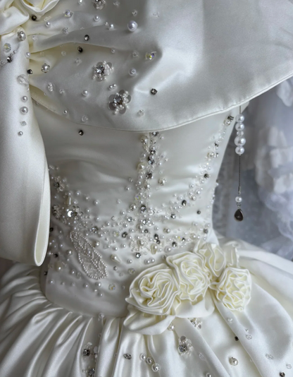Alluring Strapless Floral Wedding Dress Sequins Satin A-Line Bridal Dress GG7430