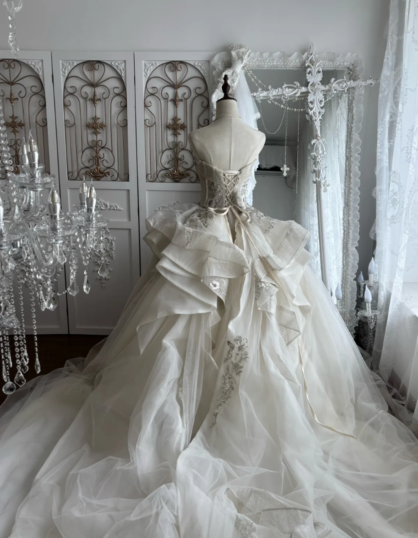 Exquisite Strapless Sequins Wedding Dress Beading Ruffles A-Line Bridal Dress GG7432