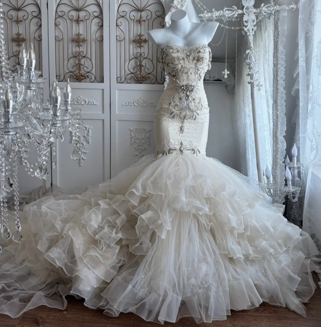 Enchanting Off-Shoulder Beaded Wedding Dress Tulle Mermaid Bridal Dress GG7437