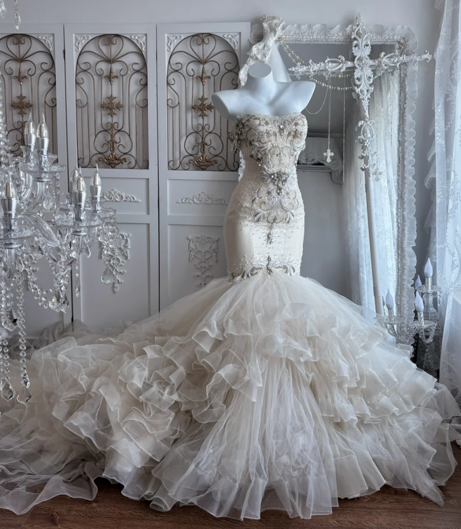 Enchanting Off-Shoulder Beaded Wedding Dress Tulle Mermaid Bridal Dress GG7437