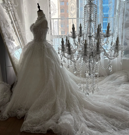 Trendy Strapless Wedding Dress Sequins Beading A-Line Bridal Dress GG7438
