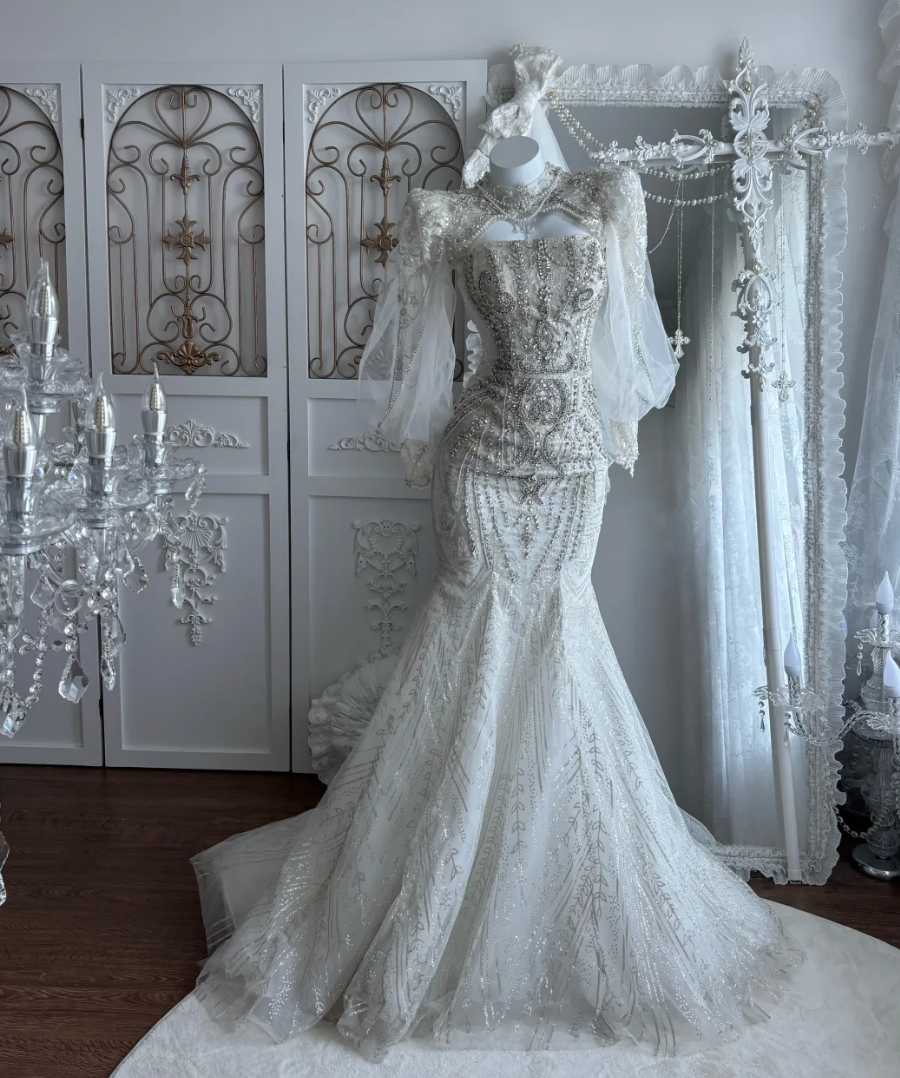 Luxurious Strapless Beading Wedding Dress With Cape Tulle Mermaid Bridal Dress GG7440