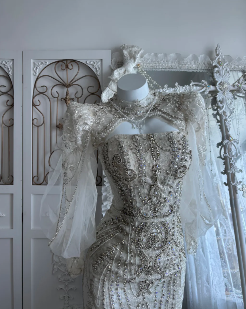 Luxurious Strapless Beading Wedding Dress With Cape Tulle Mermaid Bridal Dress GG7440