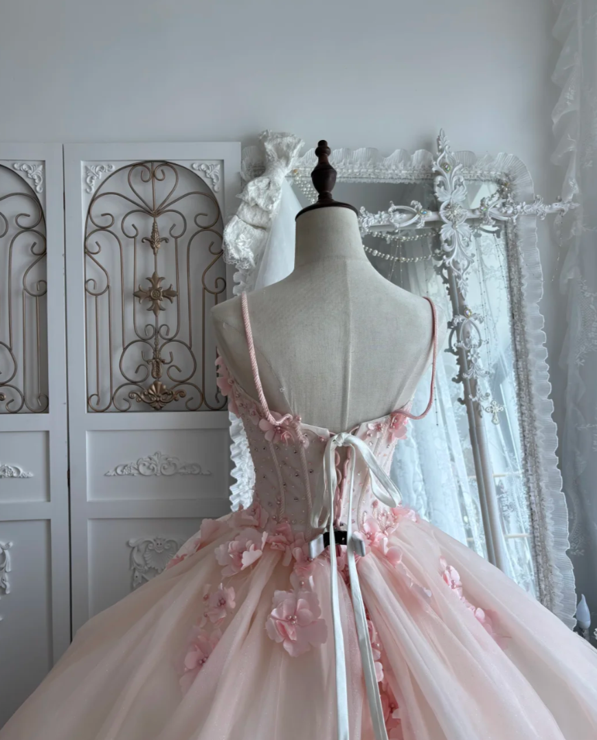 Dreamy Spaghetti Straps Prom Dress Appliques Beads Tulle A-Line Evening Dress GG7441