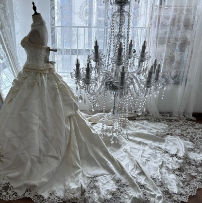 Vintage Strapless Wedding Dress 3D Appliques  Sequins A-Line Bridal Dress GG7447