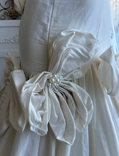 Graceful Strapless Satin Wedding Dress Bows Mermaid Bridal Dress GG7448