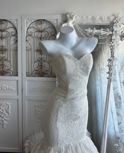 Alluring Strapless Wedding Dress Tiered Lace Mermaid Bridal Dress GG7452