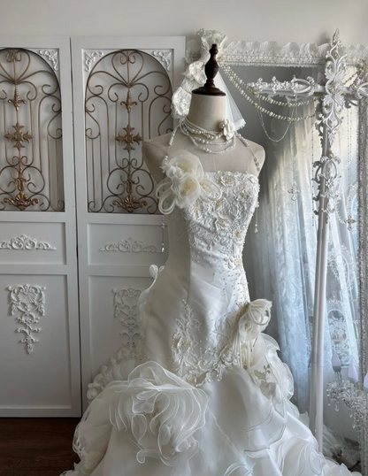 Romantic Strapless Lace Wedding Dress Sequins Handmade Flowers Mermaid Bridal Dress GG7455