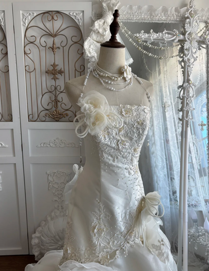 Romantic Strapless Lace Wedding Dress Sequins Handmade Flowers Mermaid Bridal Dress GG7455