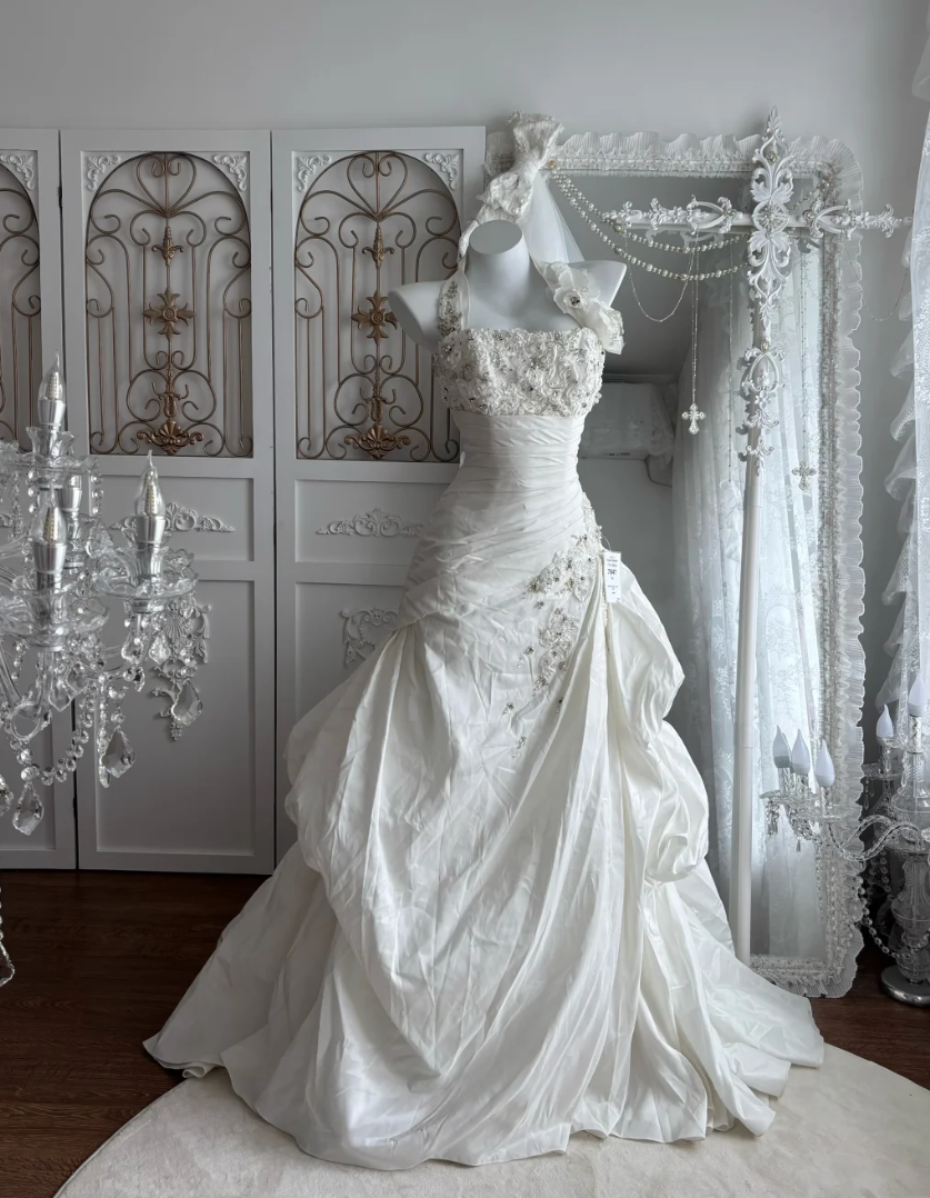 Trendy Halter Neck Wedding Dress Sequins Mermaid Bridal Dress GG7457