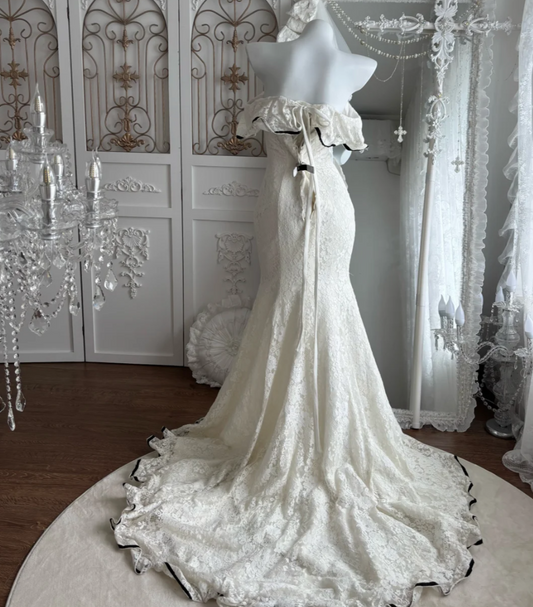 Unique Off-Shoulder White Lace Prom Dress Bow Ruffles Slit Mermaid Evening Dress GG7458