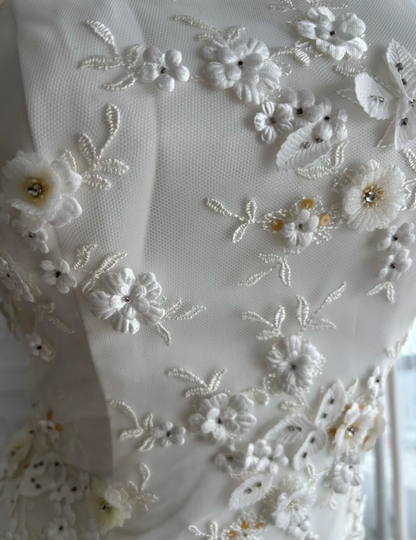 Alluring Strapless Wedding Dress Floral Sequins Ruffles Mermaid Bridal Dress GG7466