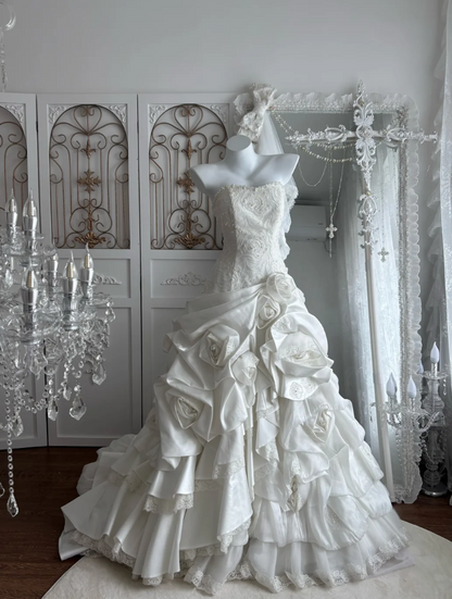 Classical Strapless Sequins Wedding Dress Handmade Flowers Tiered Mermaid Bridal Dress GG7469