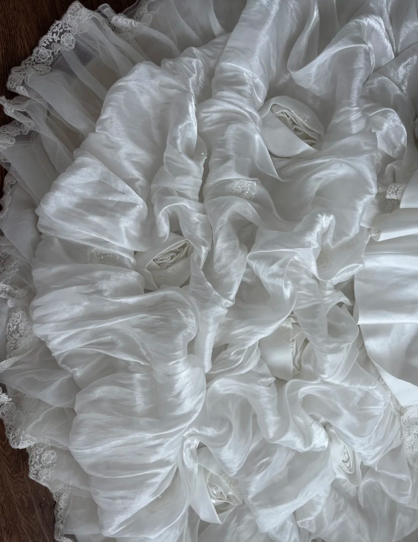 Classical Strapless Sequins Wedding Dress Handmade Flowers Tiered Mermaid Bridal Dress GG7469