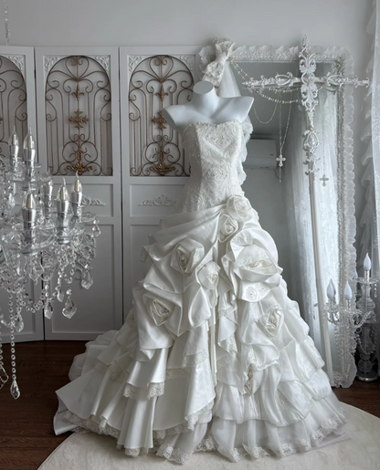 Classical Strapless Sequins Wedding Dress Handmade Flowers Tiered Mermaid Bridal Dress GG7469
