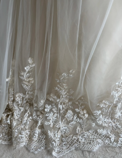 Classical Off-Shoulder Wedding Dress Appliques Sequins Mermaid Bridal Dress GG7523