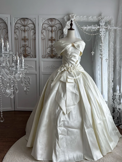 Classical Off-Shoulder Wedding Dress Ivory Satin Bows A-Line Bridal Dress GG7533