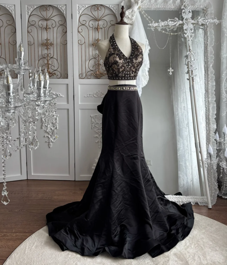 Unique Halter Neck Prom Dress Black 2-Piece Set Sequins Mermaid Evening Dress GG7544