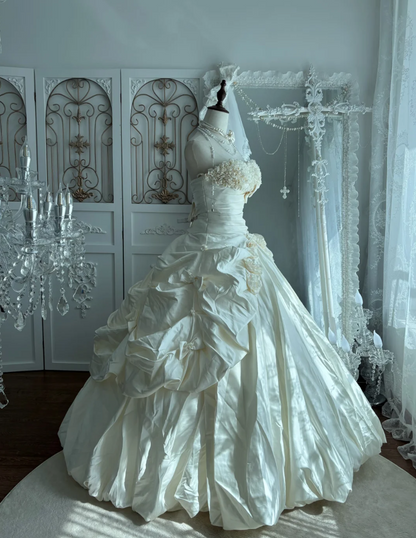 Attractive Strapless Bows Wedding Dress Ruffles A-Line Bridal Dress GG7548