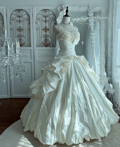 Attractive Strapless Bows Wedding Dress Ruffles A-Line Bridal Dress GG7548