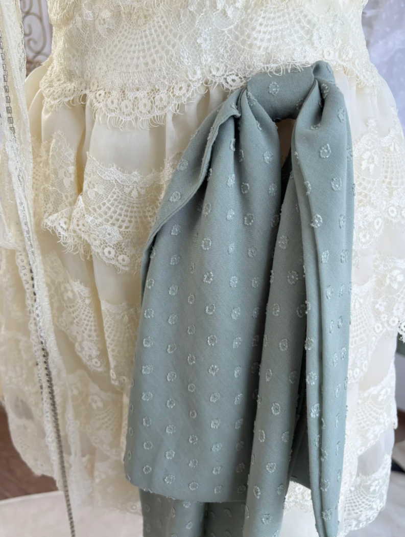 Classical Strapless Ivory Homecoming Dress Floral Tiered Lace A-Line Birthday Dress GG7558