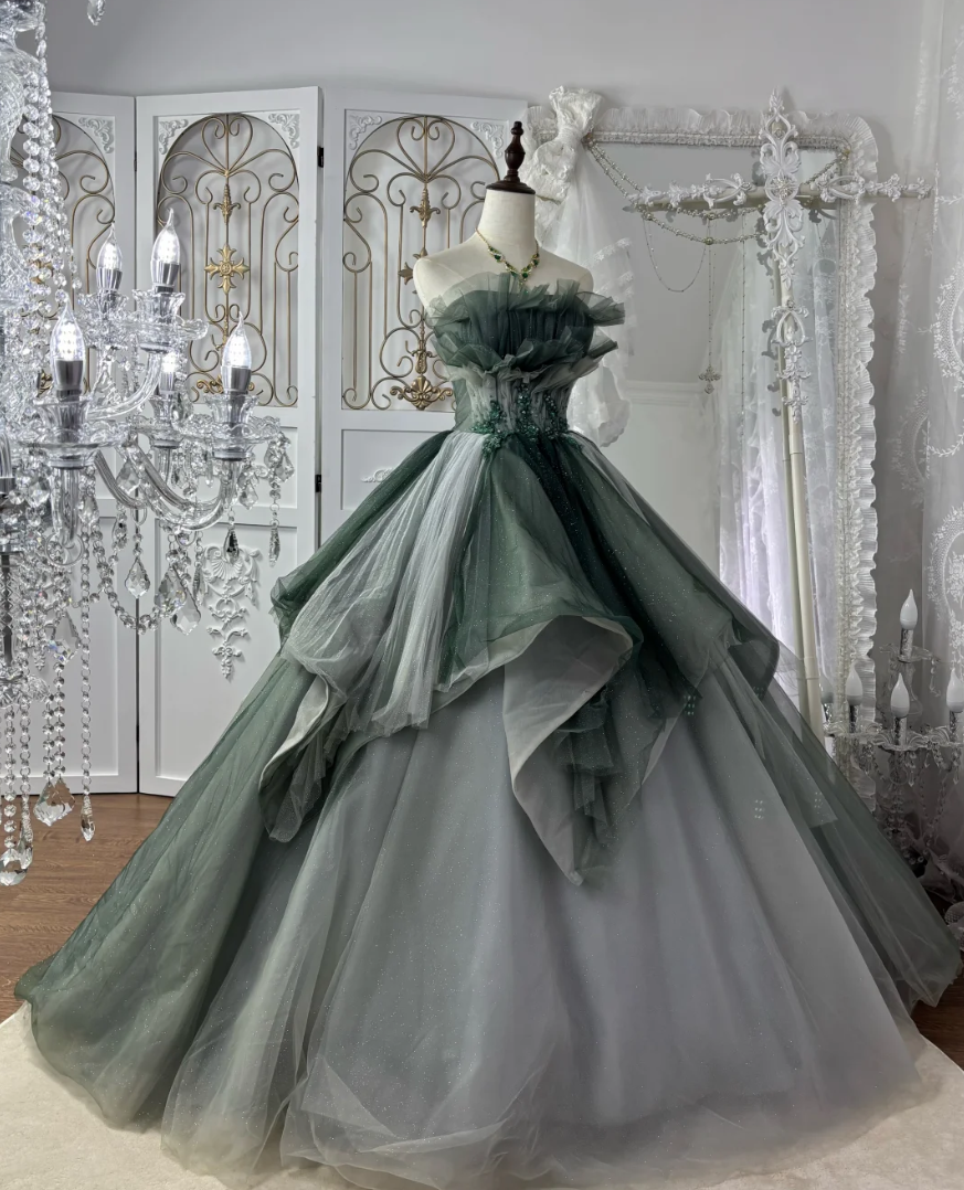Fascinating Strapless Green Prom Dress Tulle Sequins A-Line Evening Dress GG7568