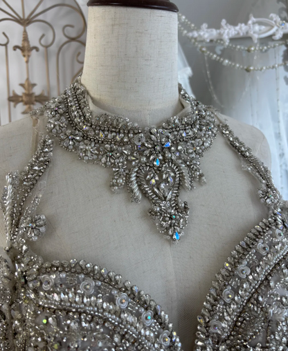 Glittering Long Sleeve Wedding Dress Halter Neck Beading Tassel Mermaid Bridal Dress GG7572