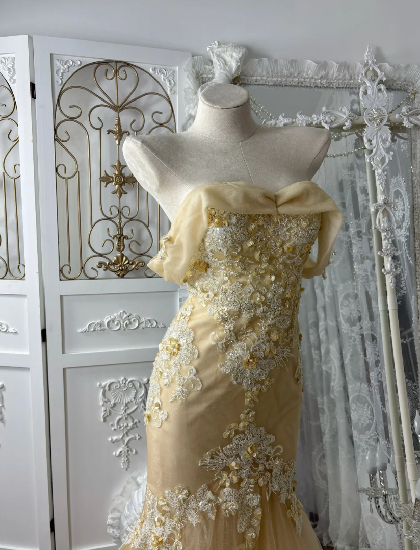 Alluring Off-Shoulder Apricot Prom Dress Appliques Sequins Mermaid Evening Dress GG7573