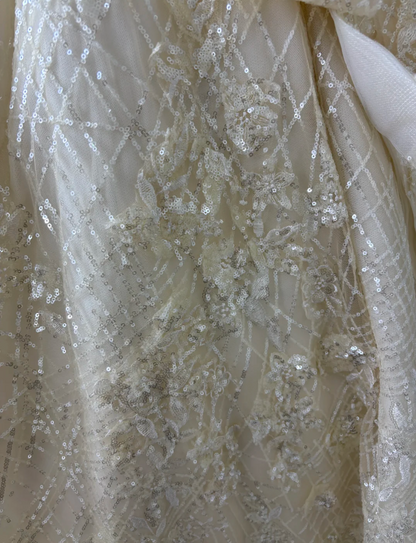 Shiny Off-Shoulder Ivory Wedding Dress Sequins Bow A-Line Bridal Dress GG7575