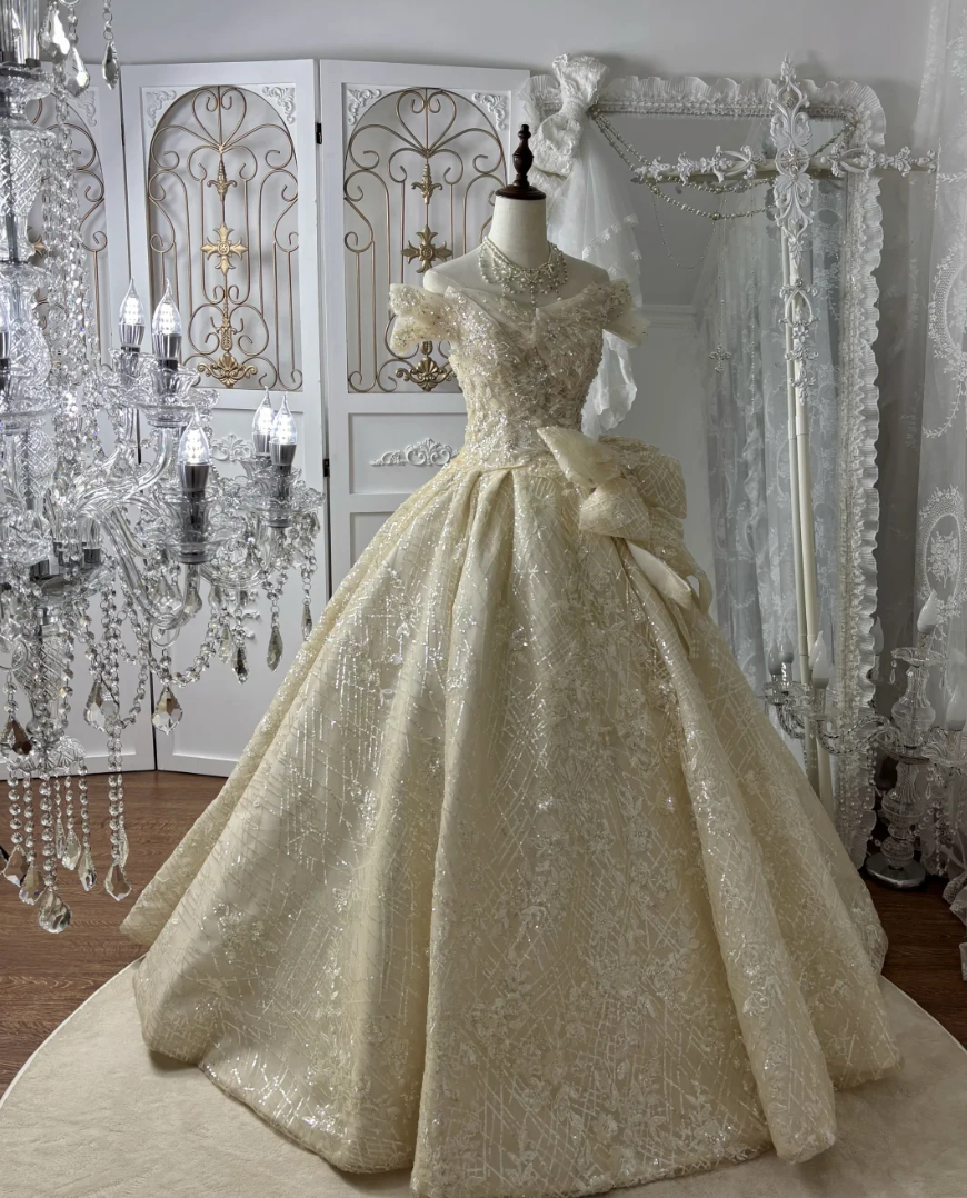 Shiny Off-Shoulder Ivory Wedding Dress Sequins Bow A-Line Bridal Dress GG7575