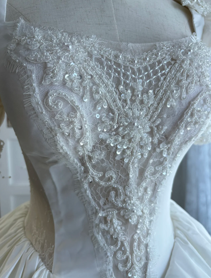 Romantic Square Neck Sequins Wedding Dress Short Sleeve Appliques A-Line Bridal Dress GG7581